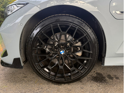 2023 BMW 330