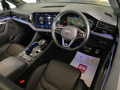 2024 Volkswagen Touareg