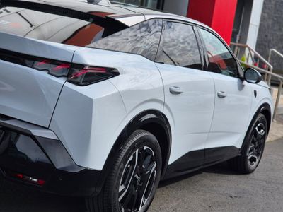 2025 Peugeot 3008