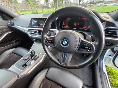 2019 BMW 320