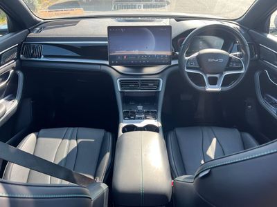2025 BYD Seal U