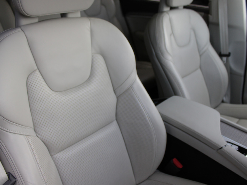 2021 Volvo XC90