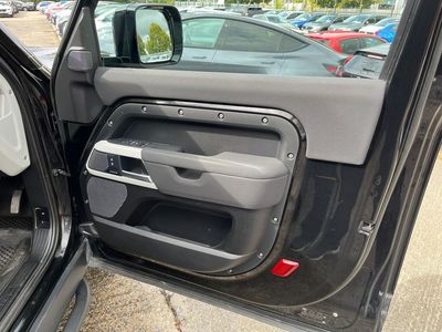 2023 Land Rover Defender