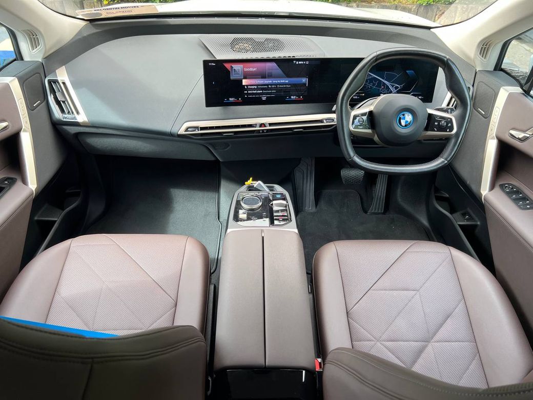 2022 BMW iX