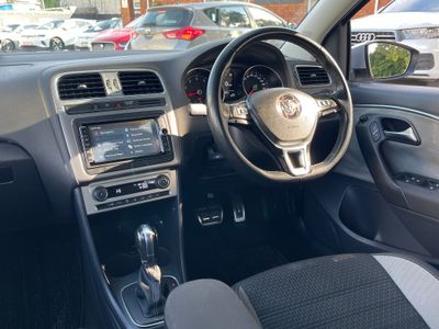 2015 Volkswagen Polo