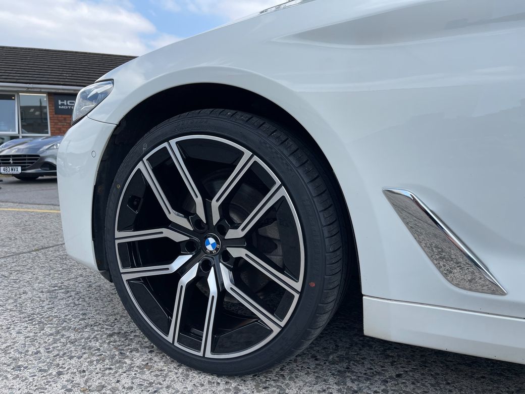 2021 BMW 5 Series