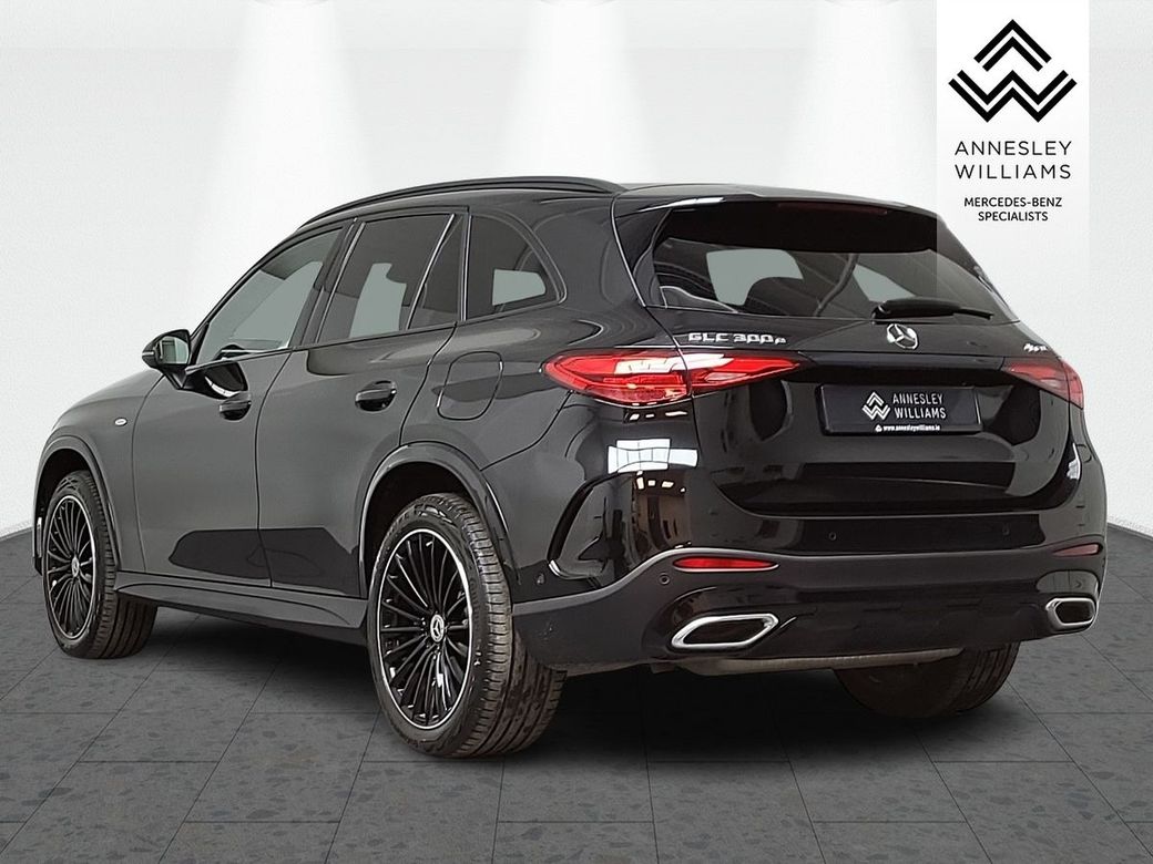 2025 Mercedes-Benz GLC Class