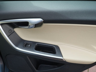 2017 Volvo V60