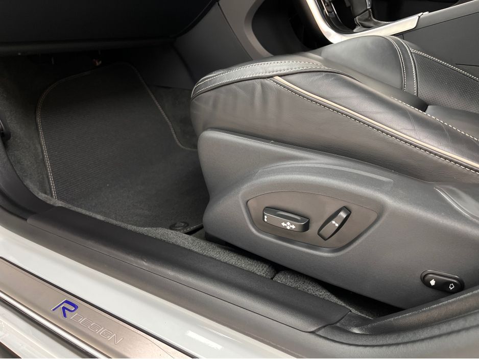 2016 Volvo V60
