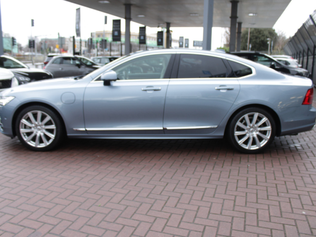 2019 Volvo S90