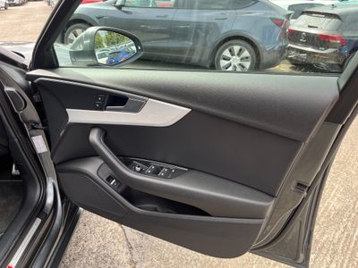 2017 Audi A4