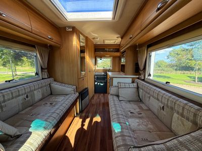 2010 AUTOSLEEPER  DEVON LOW PROFILE R.H.D AUTOMATIC 