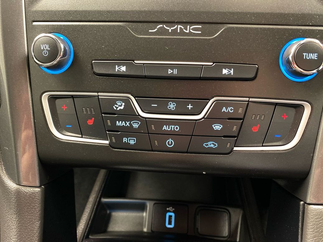 2020 Ford Mondeo