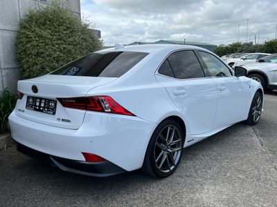 2013 Lexus IS 300h
