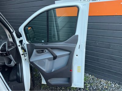 2015 Ford Transit Custom