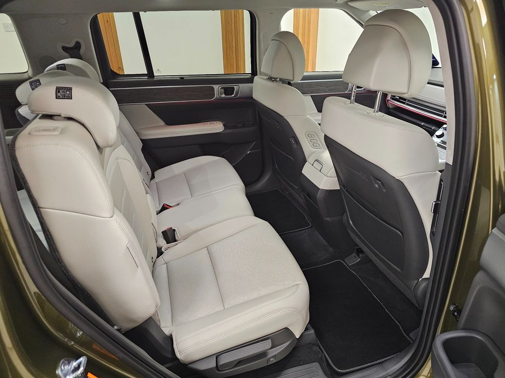 2025 Hyundai Santa Fe