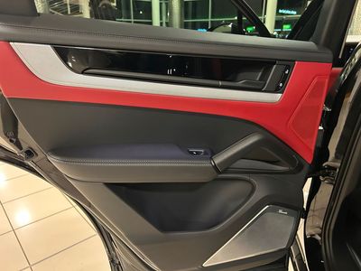 2024 Porsche Cayenne