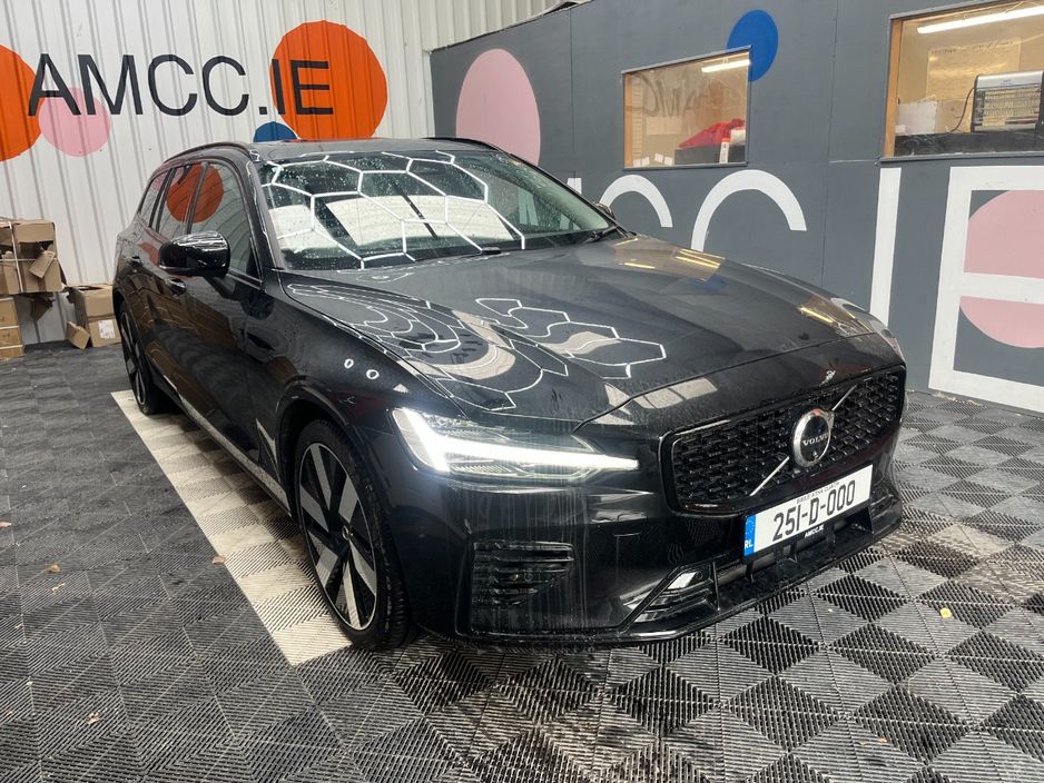 2025 Volvo V60