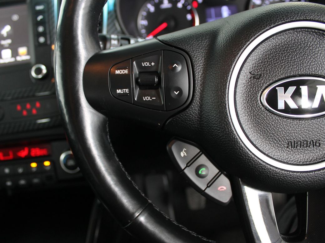 2018 Kia Carens