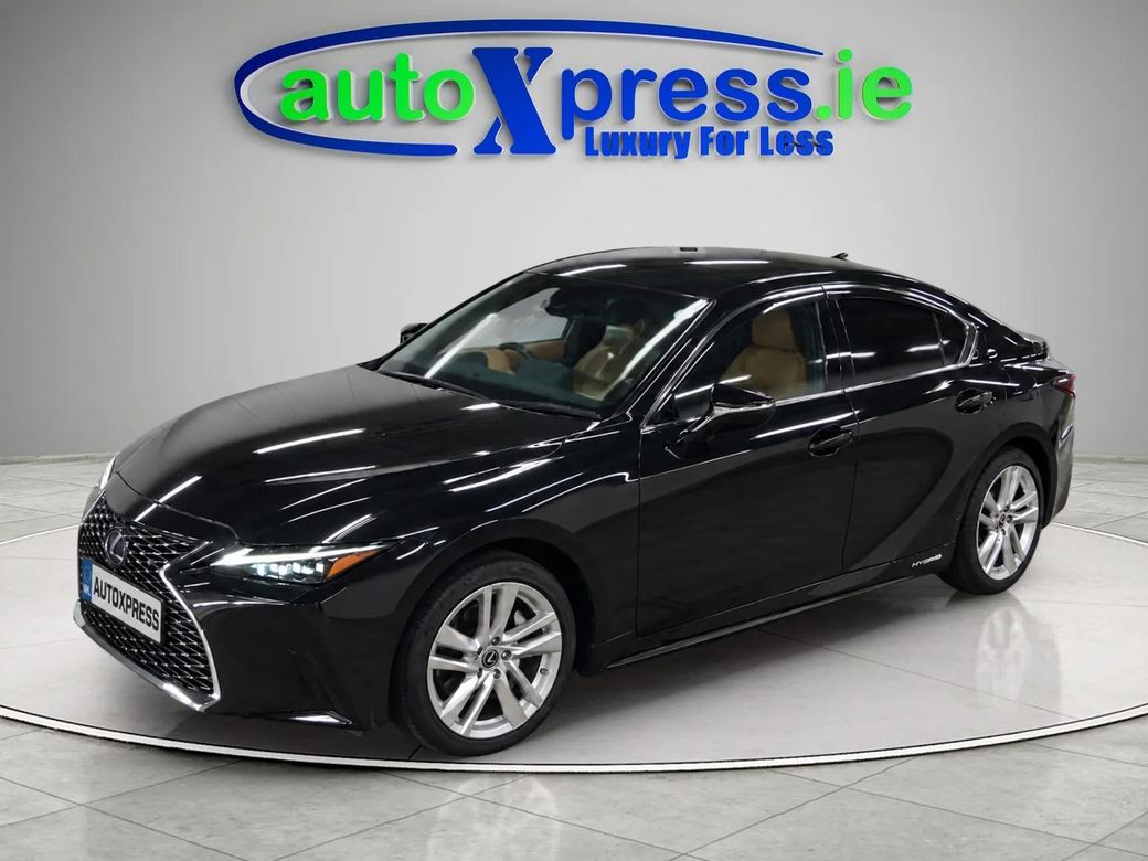 2021 Lexus IS 300h