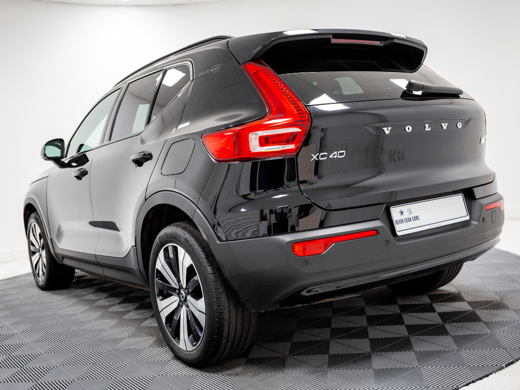 2023 Volvo XC40