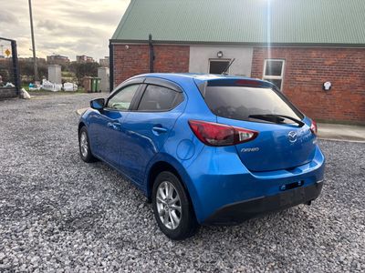 2016 Mazda Demio
