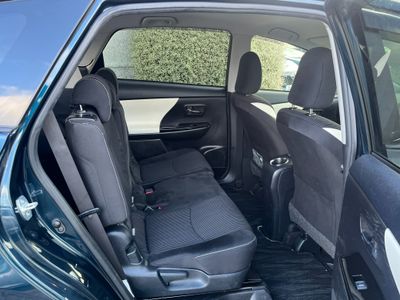 2018 Toyota Prius Alpha