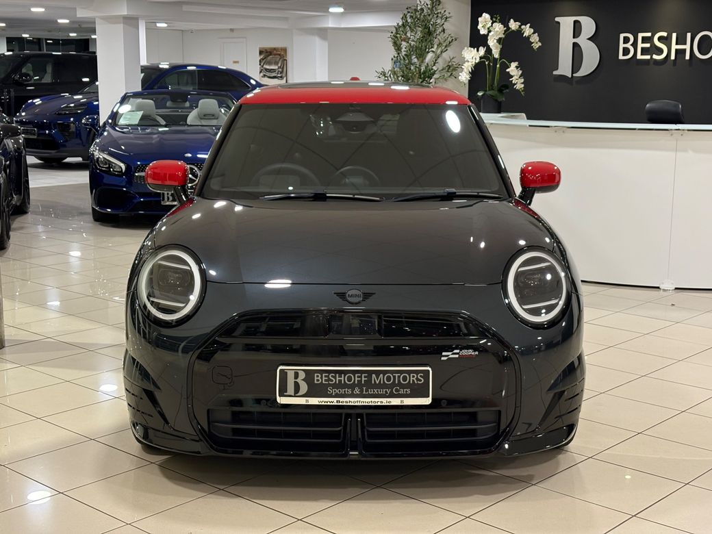2024 Mini Hatch