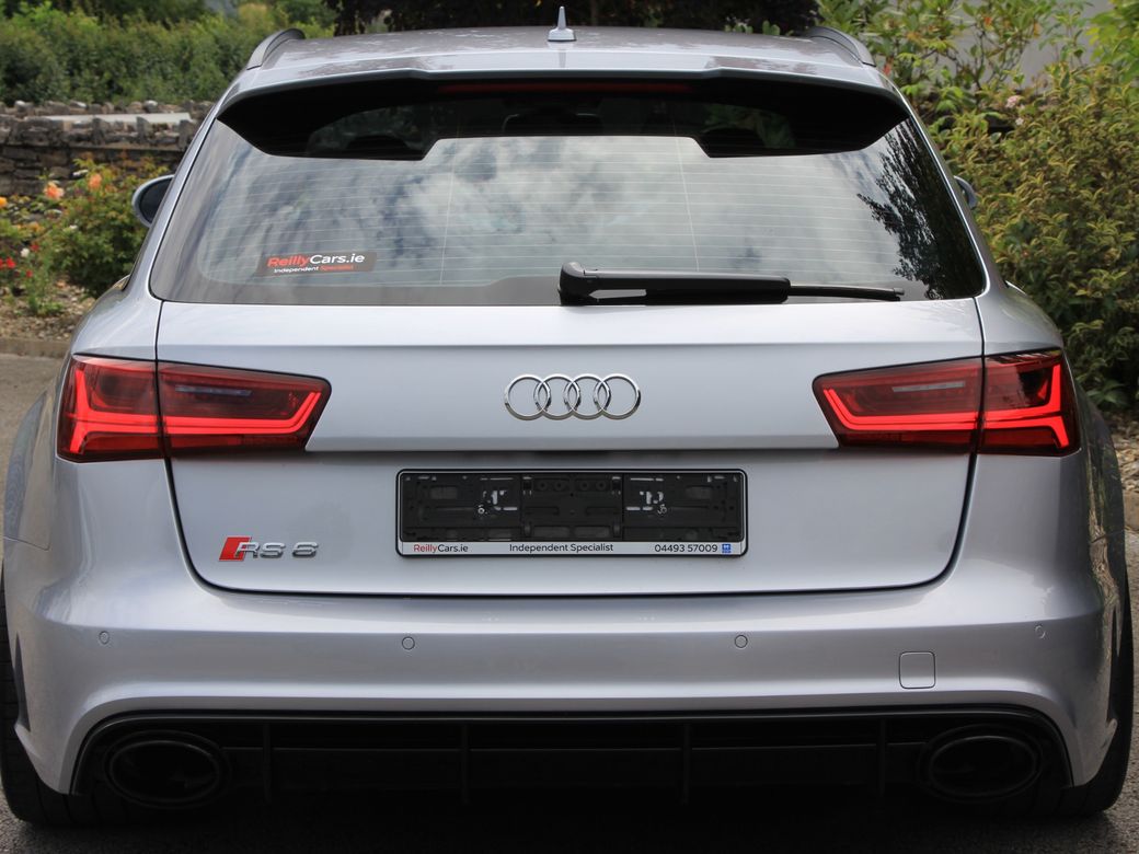 2016 Audi RS6