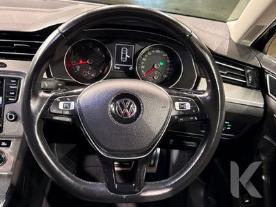 2016 Volkswagen Passat