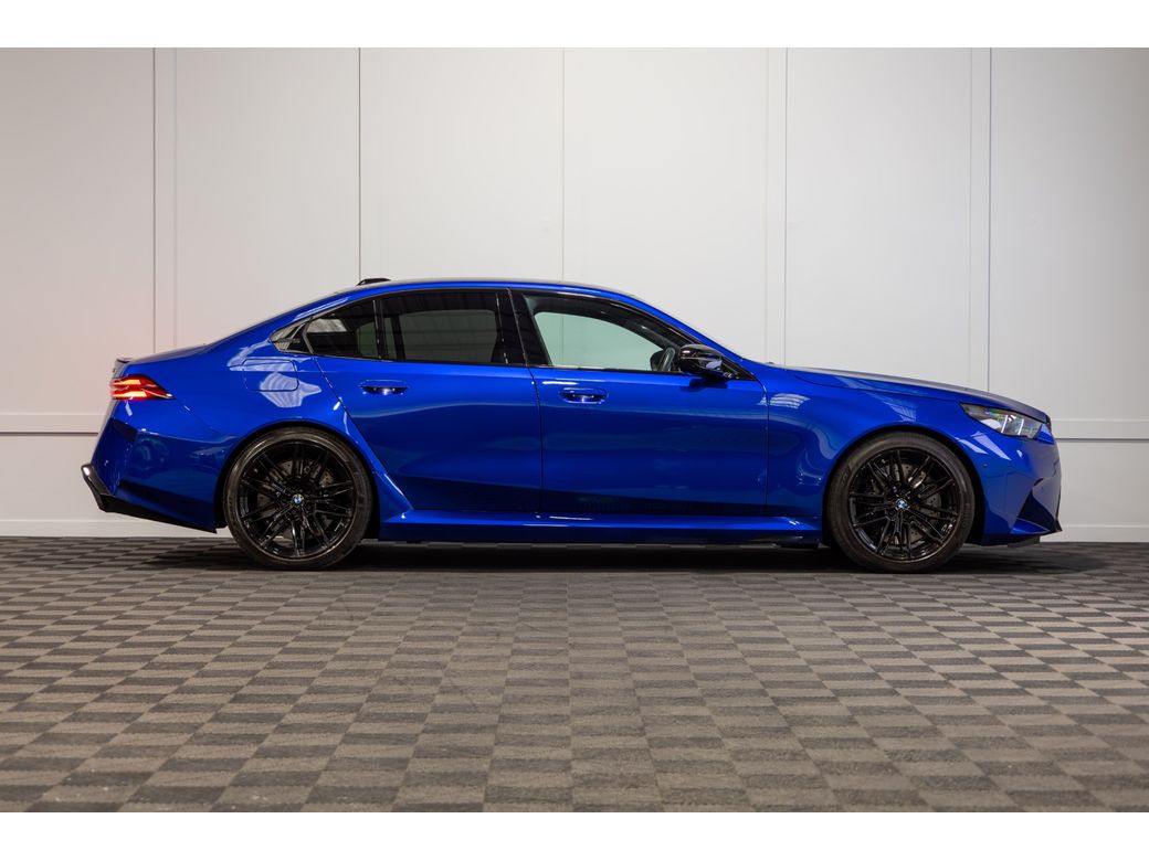 2026 BMW M5