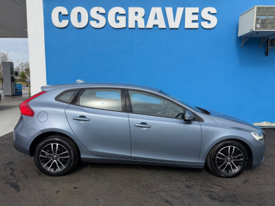 2016 Volvo V40
