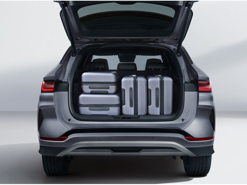 2025 BYD Seal U