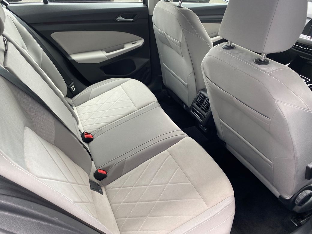2023 Volkswagen Golf
