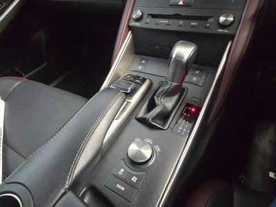 2019 Lexus IS 300h