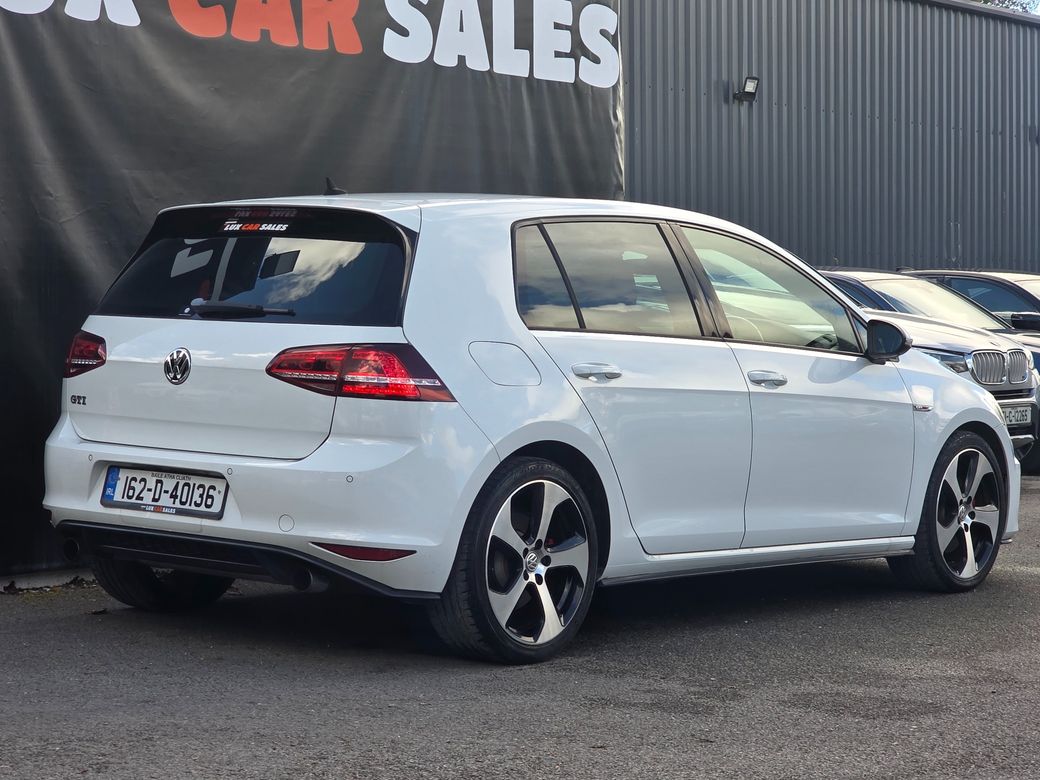 2016 Volkswagen Golf
