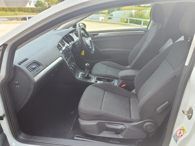 2017 Volkswagen Golf