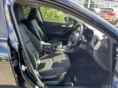 2018 Mazda Axela