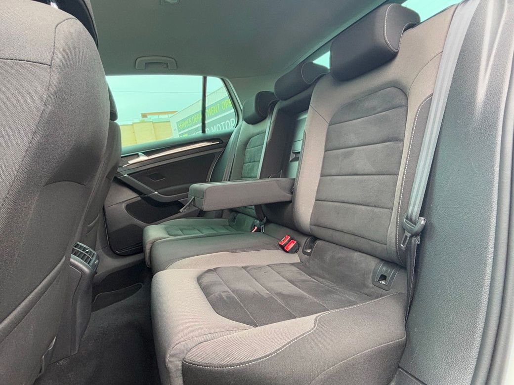 2018 Volkswagen Golf