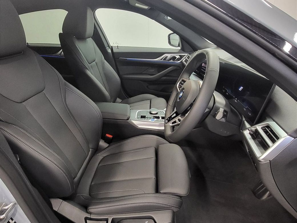 2026 BMW i4