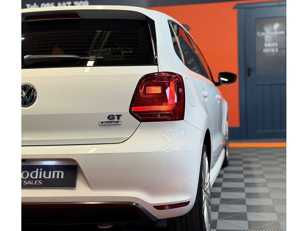 2016 Volkswagen Polo