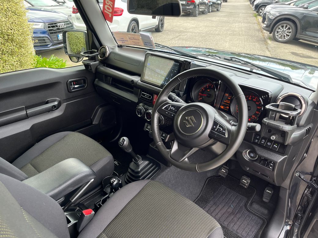 2025 Suzuki Jimny