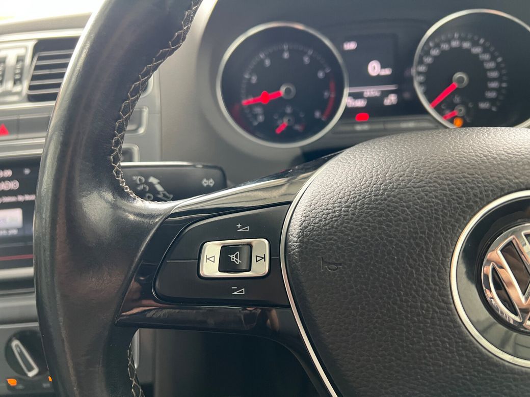 2015 Volkswagen Polo