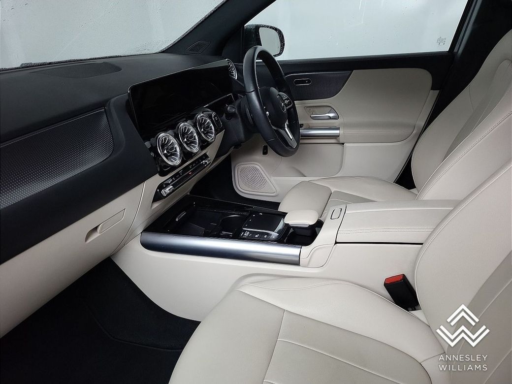 2024 Mercedes-Benz EQA