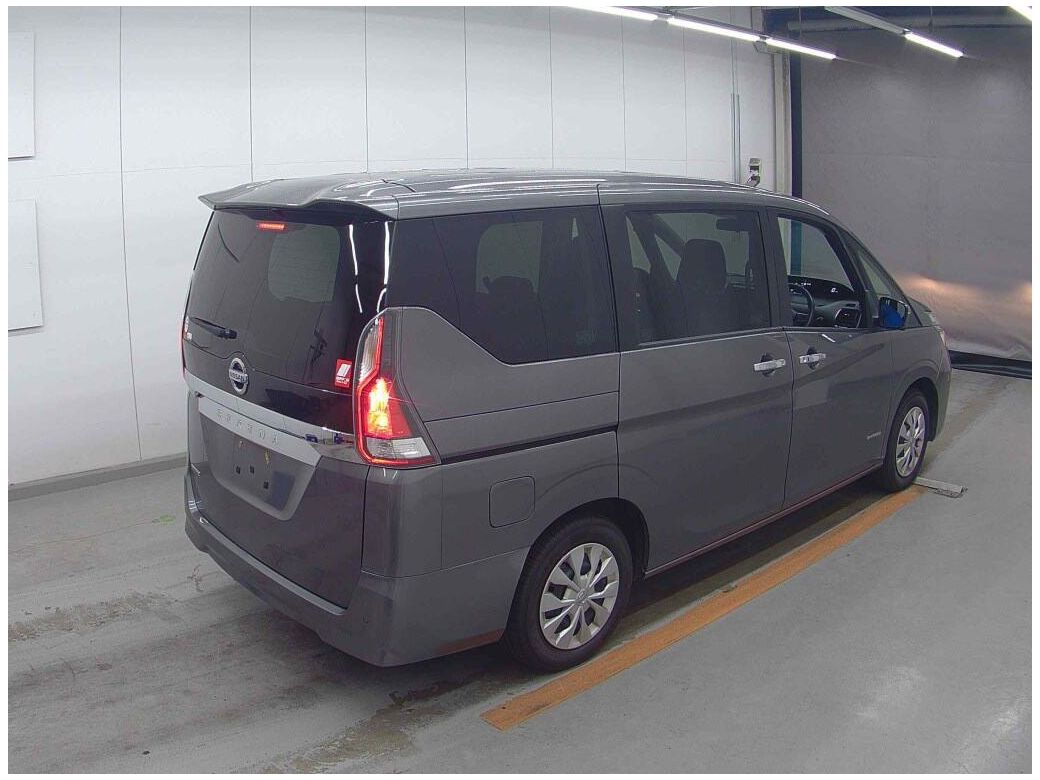2022 Nissan Serena