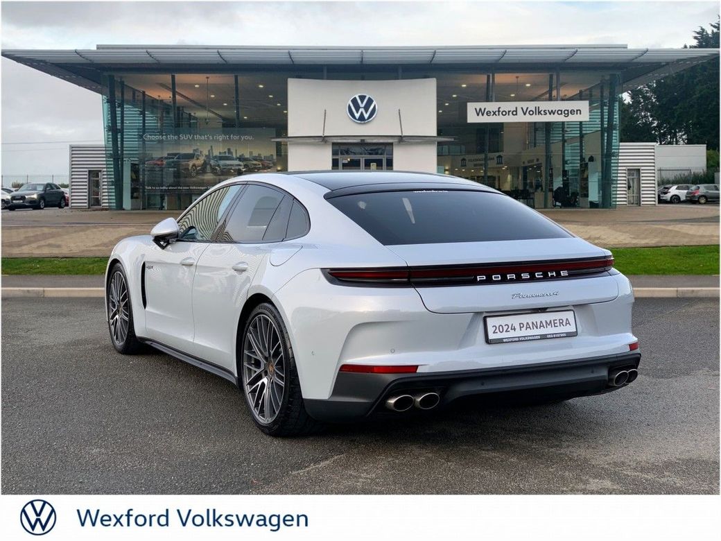 2024 Porsche Panamera