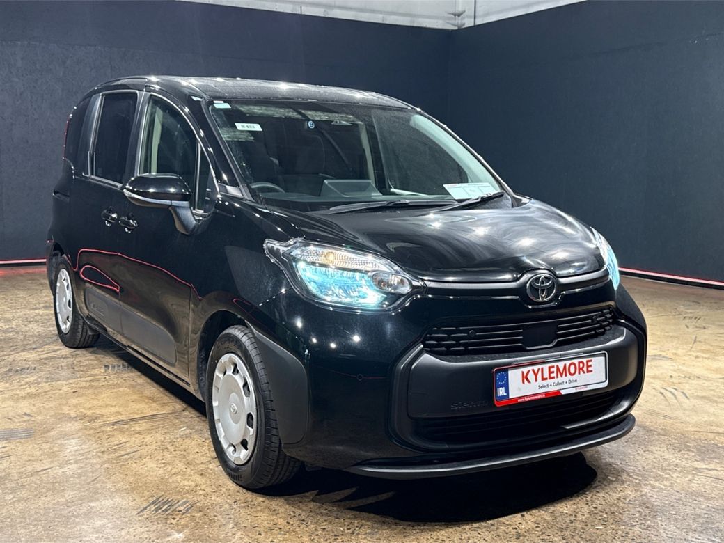 2023 Toyota Sienta