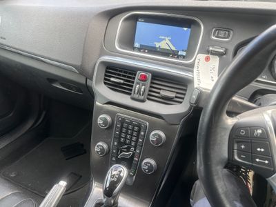 2015 Volvo V40