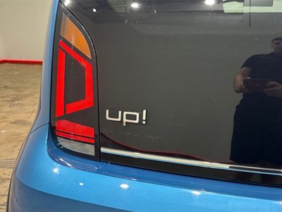 2020 Volkswagen up!