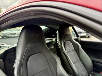 2021 Porsche Cayman